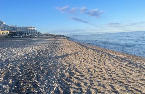 Recanati Apartment | Idyllic Pati's House: Oceanfront Escape with Private Beach
