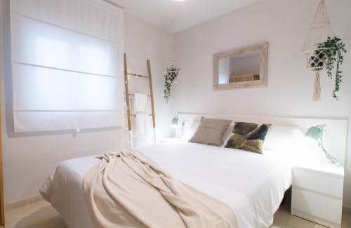 Sant Antoni de Calonge Apartment | Budget Studio 11: Family-Friendly Retreat with Great Reviews