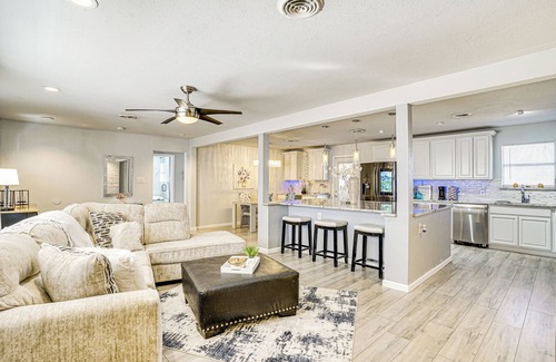 Hurst House | Patio & Fenced Yard: Newly Renovated Hurst Home!