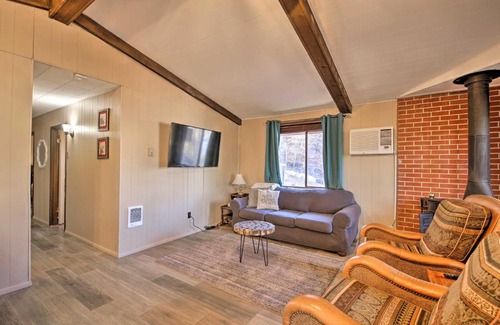 Christopher Creek House | Experience Payson Cabin with Patio, Grill & Scenic Views