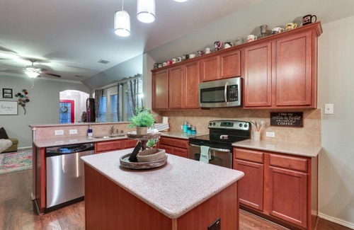 Denton County House | Relaxing Aubrey Retreat with Patio and Pool Access