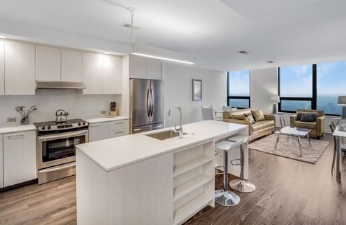 Reston Apartment | Relax at Patio & Rooftop | Reston Town Center Near DC