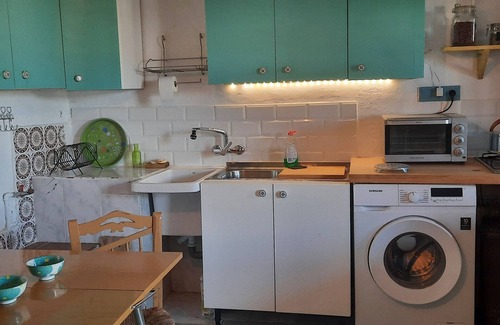 Barrio de la Vega Condo | Pet-Friendly Retreat Near Alhambra - Patio Tipique Andalous