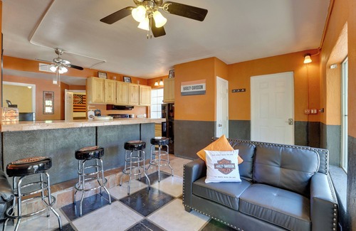 Apache Junction House | Patio w/Desert Views: Apache Junction Abode