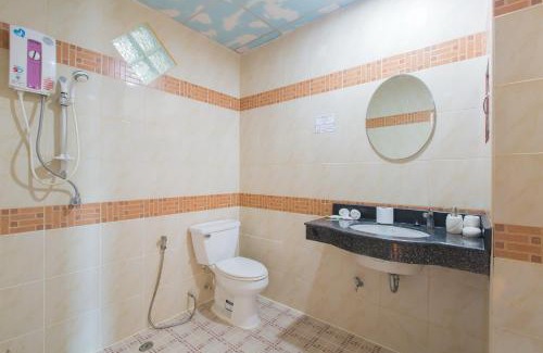 Patong Apartment | Relaxing Oceanfront Stay at Patong Rai Rom Yen Resort