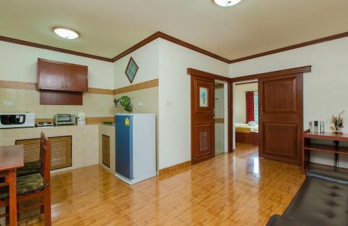 Patong Apartment | Relaxing Oceanfront Stay at Patong Rai Rom Yen Resort