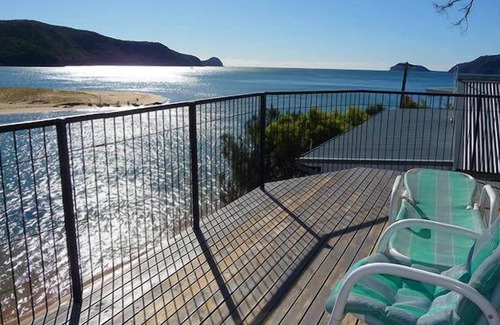 Patonga House | Pet-Friendly Patonga Beach Bach with Stunning Ocean Views