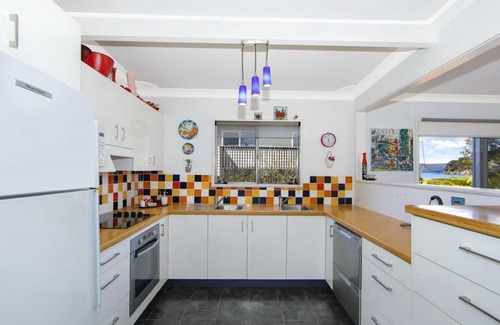Patonga House | Patonga Corner Creek - Breathtaking Water Views Await