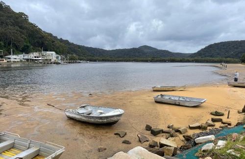 Patonga House | Pet-Friendly Patonga Holiday Home with Ocean Views