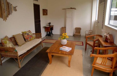 Patonga House | Patonga's Beach Haven: Guest Rated 9/10 with Ocean Views