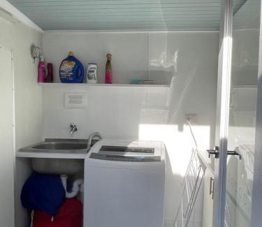 Patonga House | Patonga Street Retreat: Family-Friendly Getaway with Breakfast