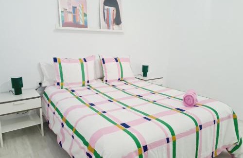 Patraix Apartment | Family-Friendly Stay at Patraix Flat - Ideal for Kids