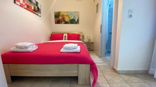 Patras Apartment | Budget-Friendly Stay at Patras Port Apartment for Families