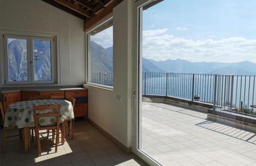 Zorzino Apartment | Patricia's Apartment: Family-Friendly with Great Guest Ratings