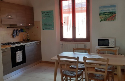 Pisa Apartment | Guest Rated: 9.8 at Casa Patrizia with Pool & Spa
