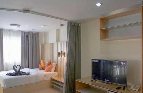 Chonburi Hotel | Exceptional Patt Serviced Apartments with Pool & Restaurant
