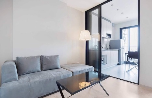 Pattaya Bay Condo | Pattaya's Best Location, Walk to The Beach