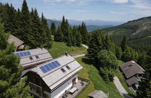 Katschberg Ski Chalet | Relax at Paul und Petra: Family-Friendly Spa Retreat