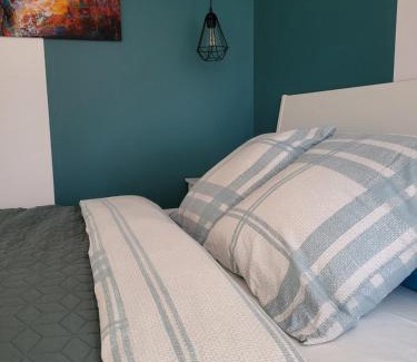 Montfavet House | Child-Friendly Retreat at PaulAngela with 9.6/10 Rating