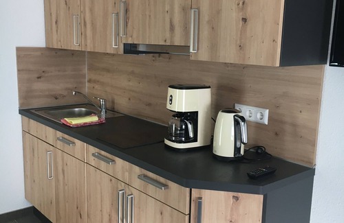 Mucheln Apartment | Oceanview Pauline Apartments - Guest Rated 9.6/10
