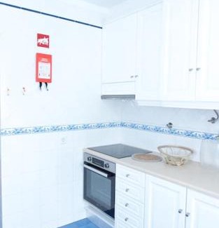 Nossa Senhora do Populo Apartment | Family-Friendly Paulo Guest Apartment with Pet Amenities