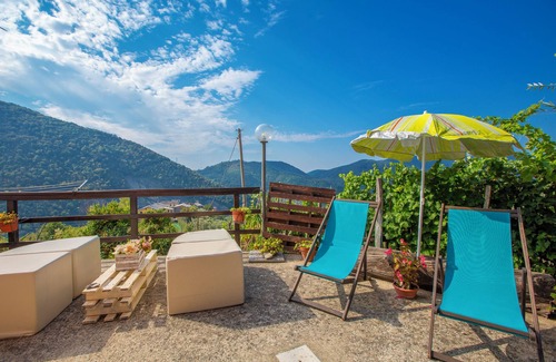 Ne House | Explore Paulotti Antico Borgo: Pet-Friendly Comfort Awaits