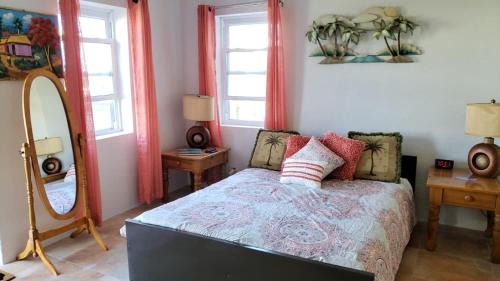Sandys Apartment | Pauls Oceanview: Breathtaking Sunsets & Family-Friendly Fun
