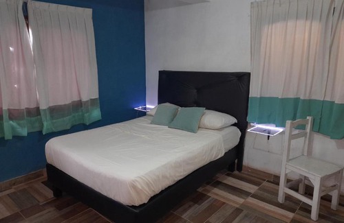 Obera House | Pet-Friendly Pauly 2: Great Stay for Families Await!
