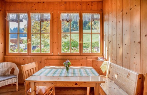 Montagna Apartment | Family-Friendly Pausahof: Apartment Abendsonne Awaits