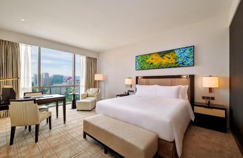 Bukit Bintang Hotel | Pavilion Hotel Kuala Lumpur: A 5-Star Oceanfront Retreat