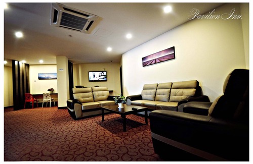 Lutong Hotel | Budget-Friendly Pavilion Inn with Breakfast and Family Amenities