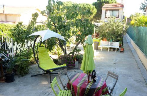 Prades House | Oceanfront Bliss at Pavillon Clara Flor - Rated 9.7/10