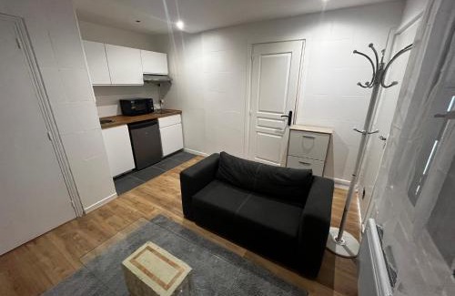 Bobigny Apartment | Relax at Pavillon: Jacuzzi, Barbecues, and Family Fun
