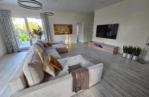 Vilnius House | Pet-Friendly Pavilnis House: Rated 10/10 for Family Stays