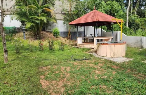 Thiruvananthapuram House | Budget-Friendly Pavithram 2426: Ideal for Families