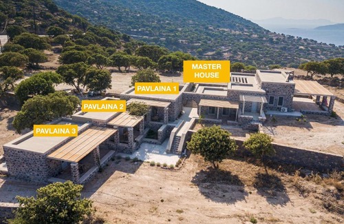 Nisyros Apartment | Discover Pavlaina Complex: Oceanfront Residences & Garden Views