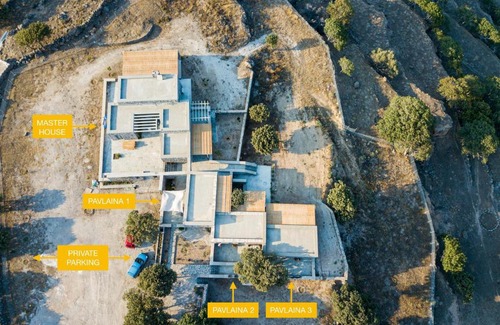 Nisyros Apartment | Discover Pavlaina Complex: Oceanfront Residences & Garden Views