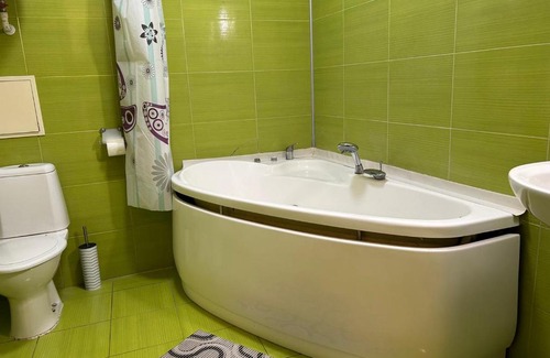 Petrovskoye Apartment | Discover Pavlovskaya Square: Family-Friendly Comfort Awaits