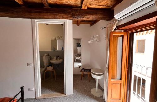 Fondi Bed & Breakfast | Pavone's House