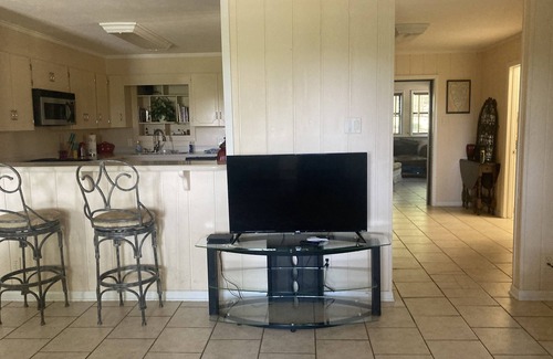 Morrilton House | Experience Paw Paw Tree Estate: 3-Bedroom Retreat Awaits