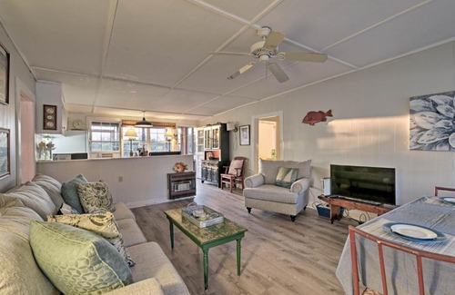 Pawleys Island House | Pawleys Island House - Steps to Beach with Ocean View