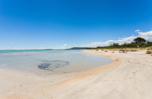Rye House | Unforgettable Paws Up Classic: Pet-Friendly Ocean Views