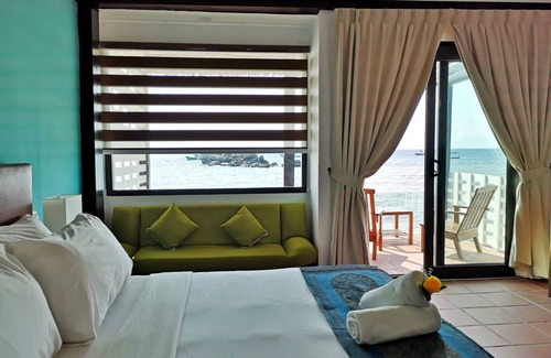 Tioman Island Resort | Relax at Paya Beach Spa & Dive Resort with Ocean Views