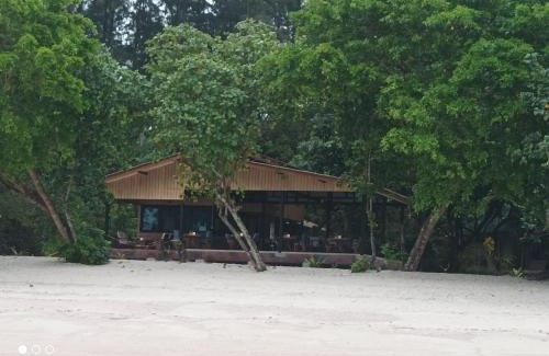 Ranong Resort | Beachfront Bliss at Payam Cabana with Ocean Views