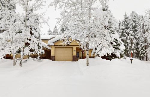 McCall Apartment | Payette Pines Hideaway