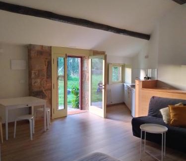 San Xian de Sales House | Pet-Friendly Retreat at Pazo Cibrán - Rated 9.3/10