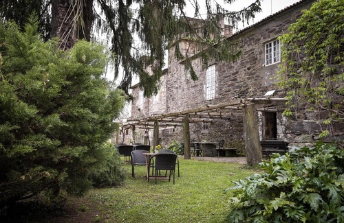 Andeade House | Discover Pazo de Andeade: Rated 9.4/10 & Family-Friendly