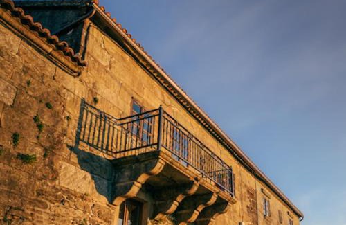 Santa Comba House | Remarkable Pazo de Cícere - Guest Rated 10/10 with Pet Perks