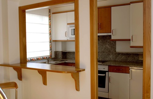 Montrove Apartment | Oceanfront Retreat at Pazo do Río - Guest Rated 8.6/10