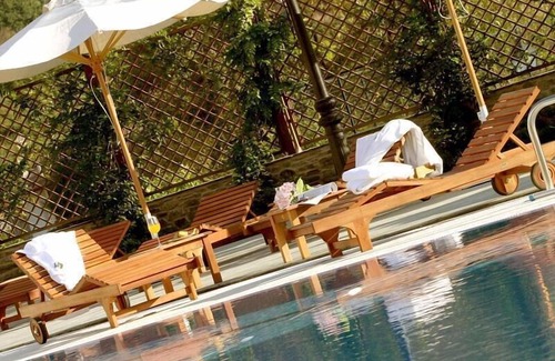 Montrove Apartment | Oceanfront Retreat at Pazo do Río - Guest Rated 8.6/10